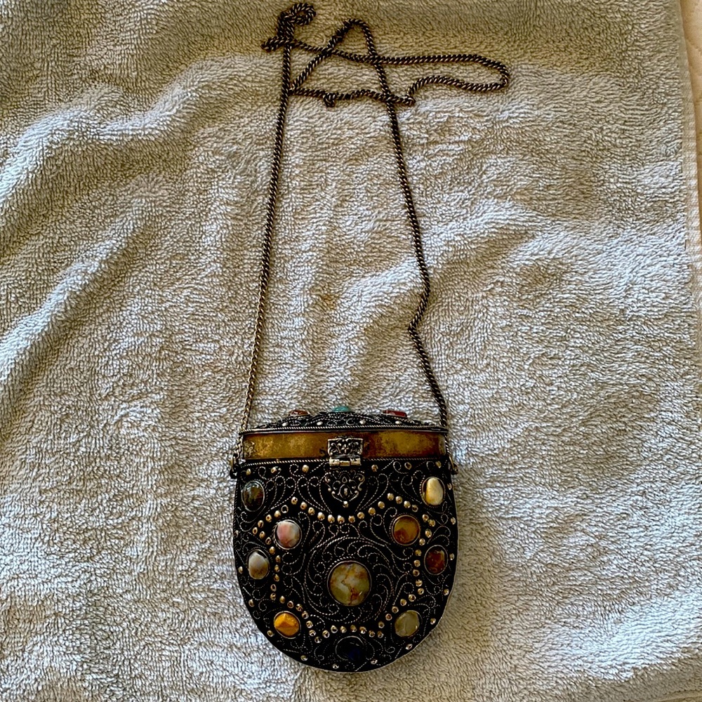 Jeweled metal shoulder evening bag